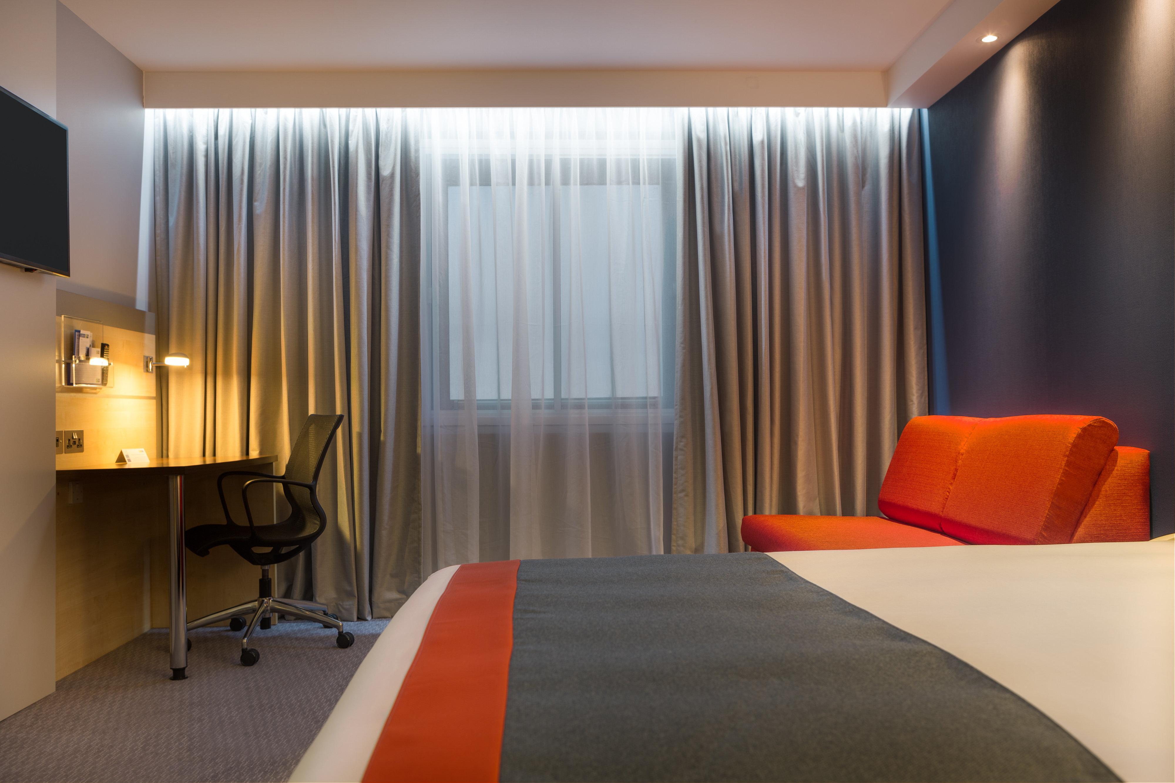 Holiday Inn Express London - Watford Junction By Ihg Room photo